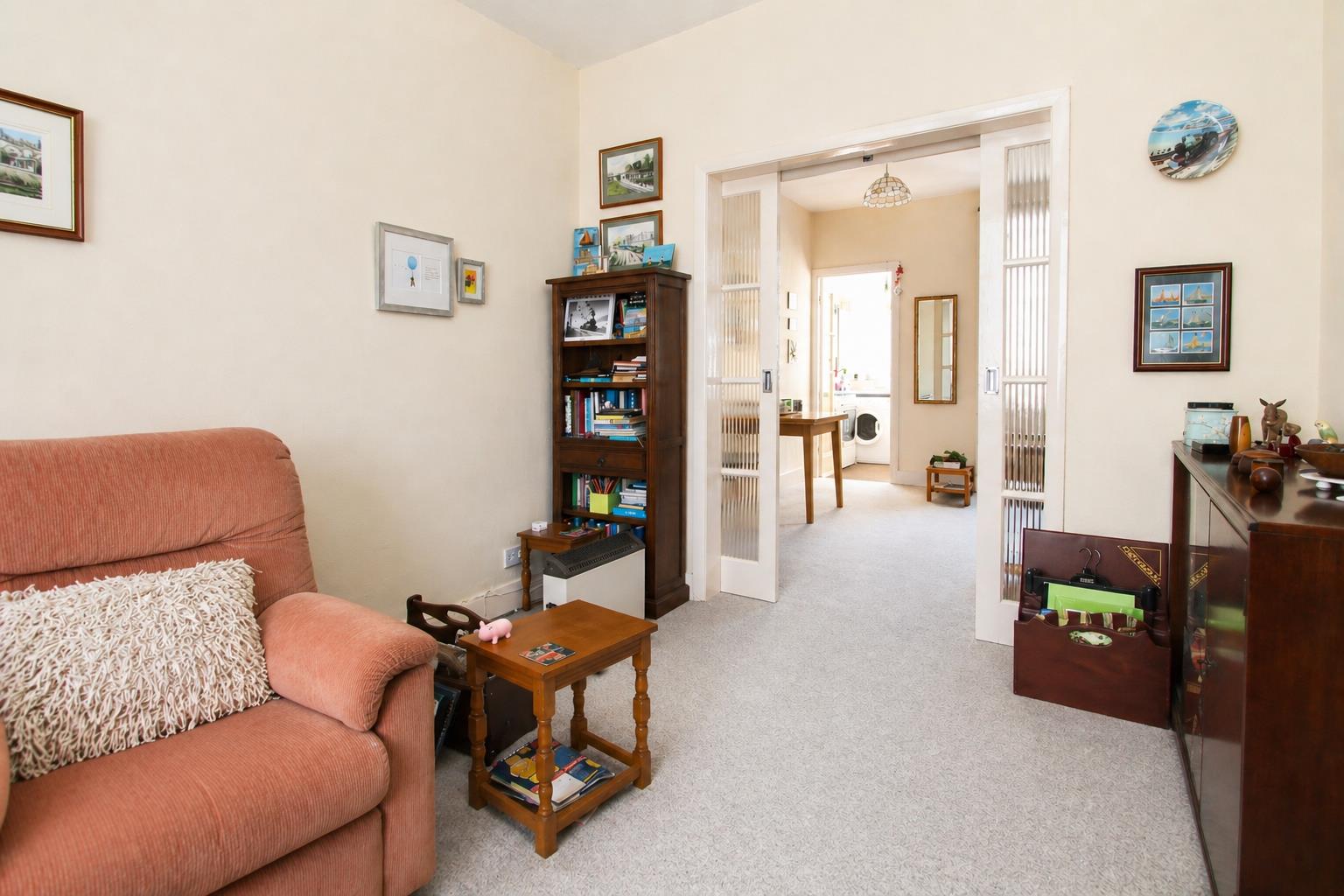 2 bed property in Spencer Road, Mitcham